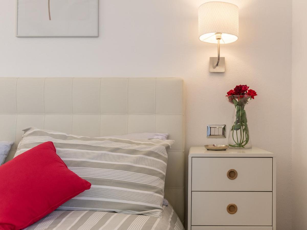 Apartamento Casa Alla Marina Del Porto Di Cagliari Exterior foto