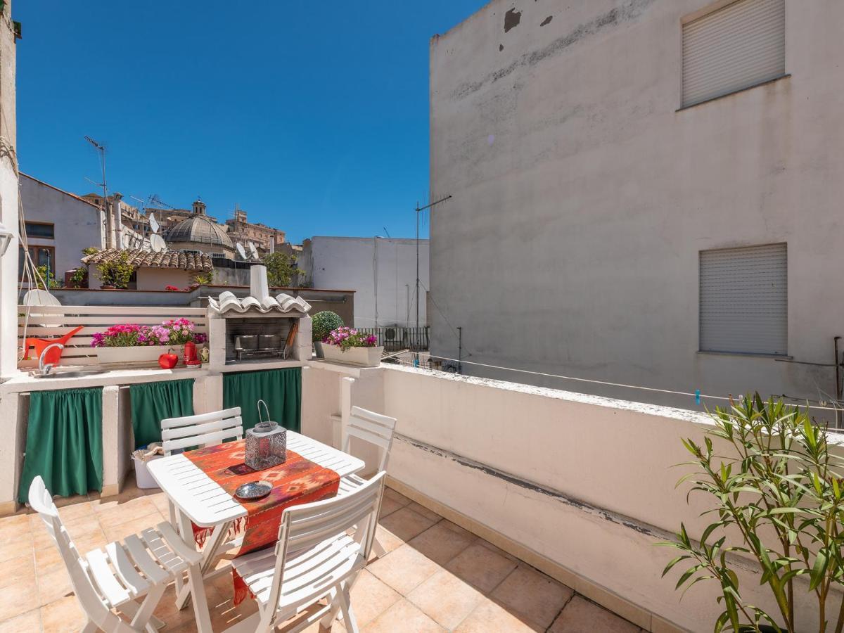Apartamento Casa Alla Marina Del Porto Di Cagliari Exterior foto