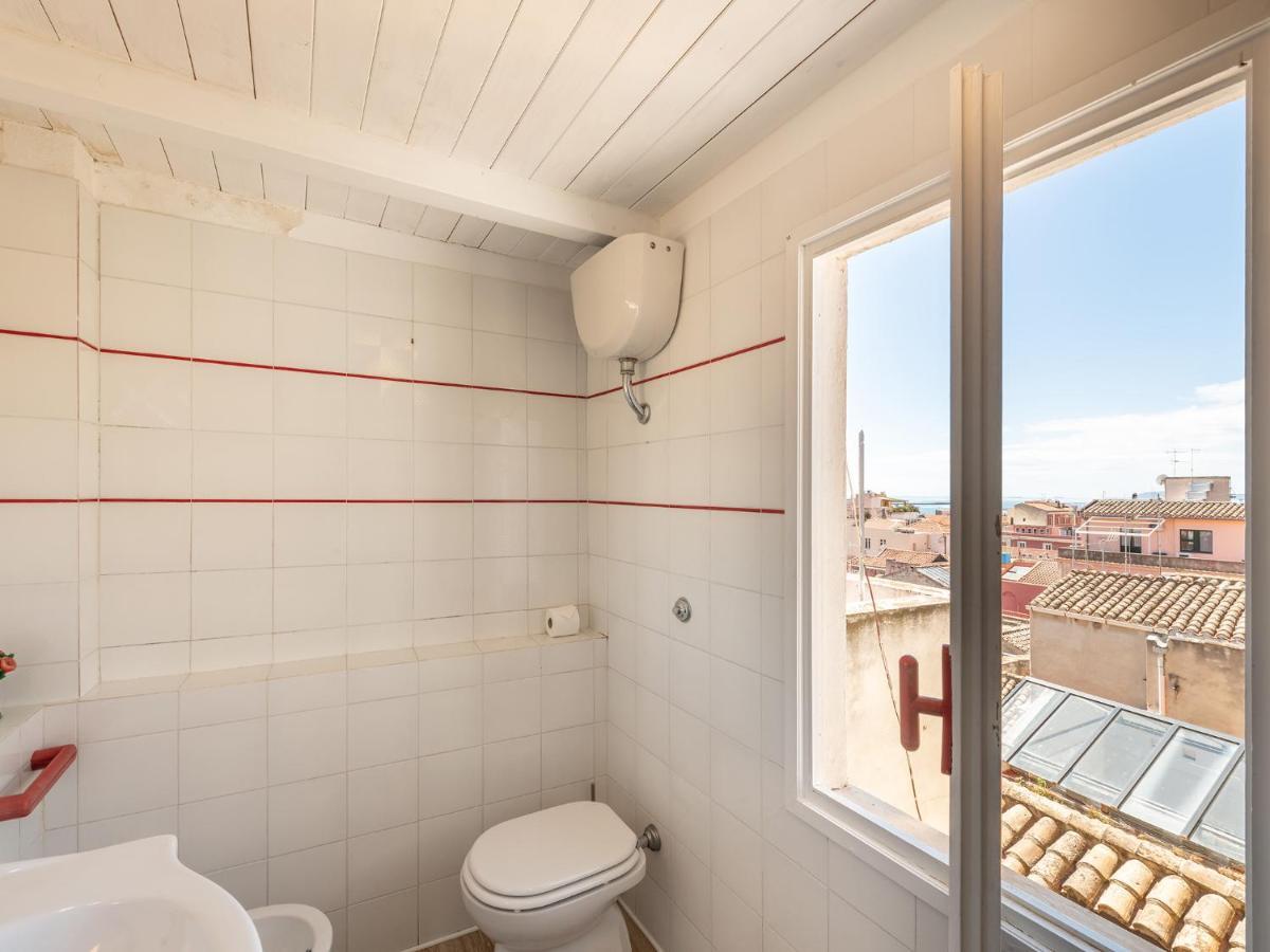 Apartamento Casa Alla Marina Del Porto Di Cagliari Exterior foto