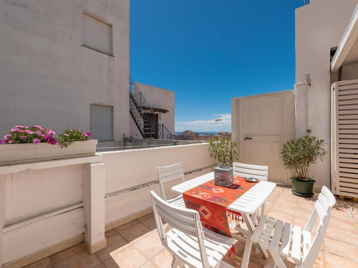Apartamento Casa Alla Marina Del Porto Di Cagliari Exterior foto